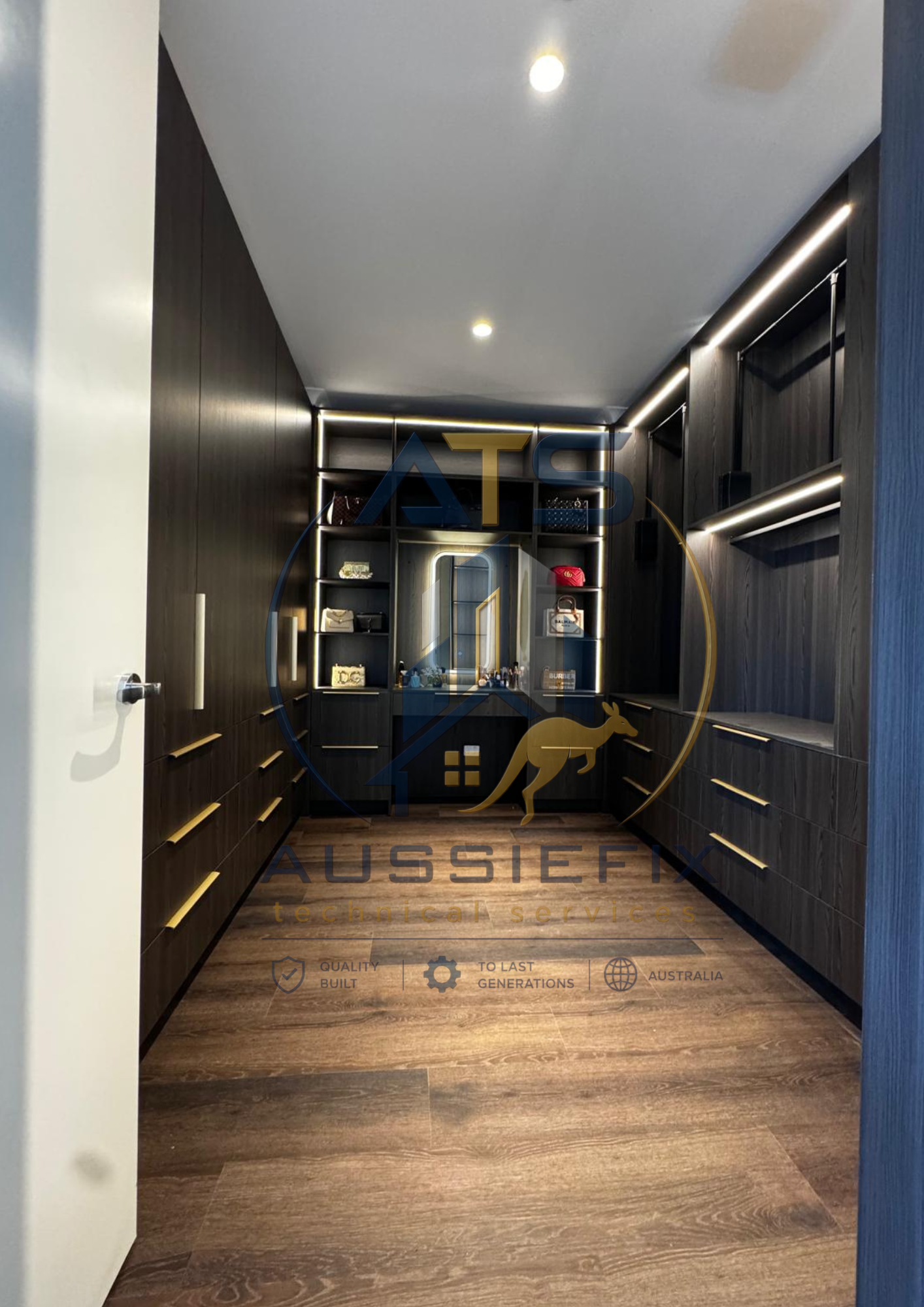 Walk-in closet joinery project